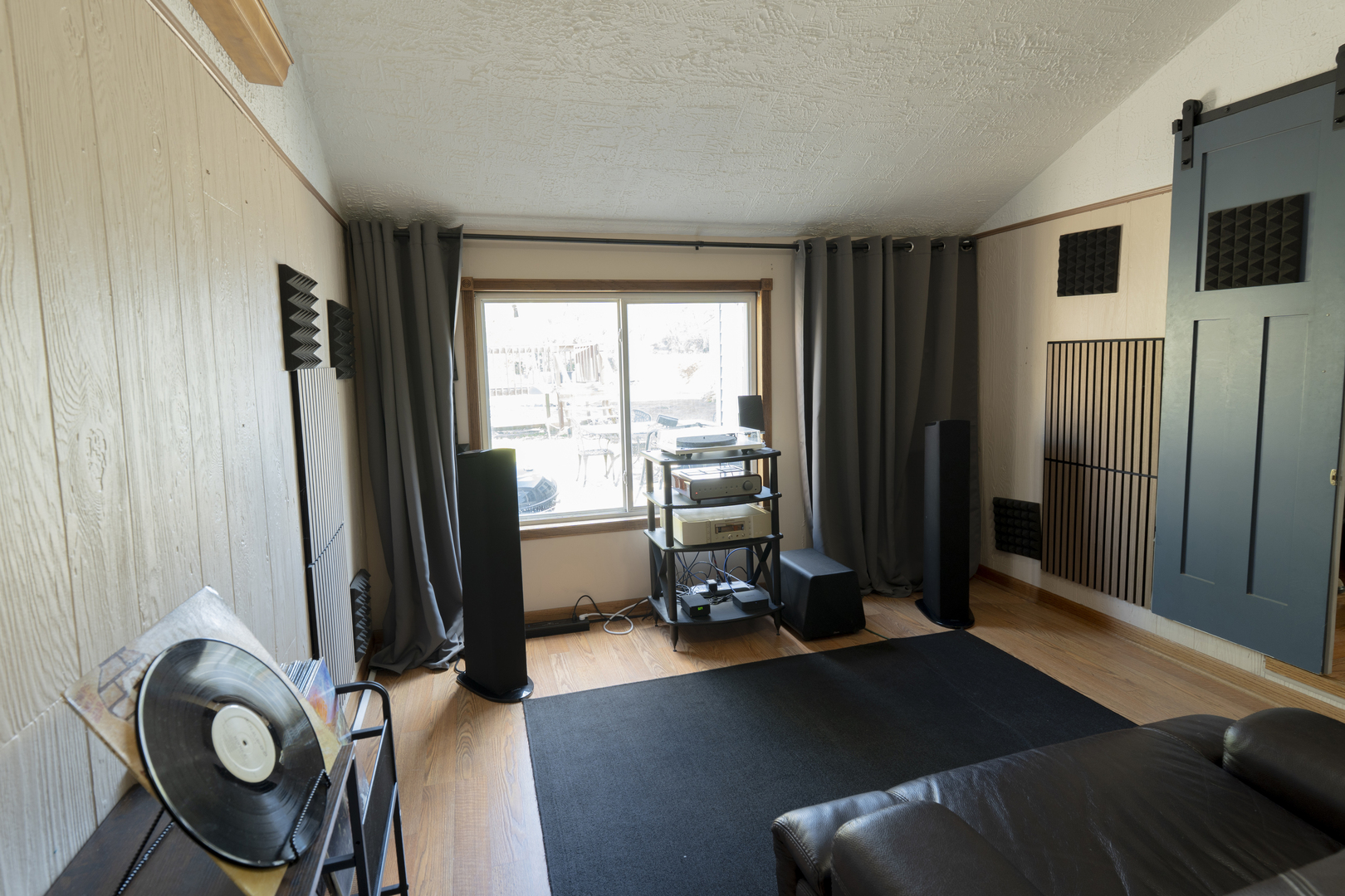 1225 S Lawler Avenue, Lombard, IL 60148