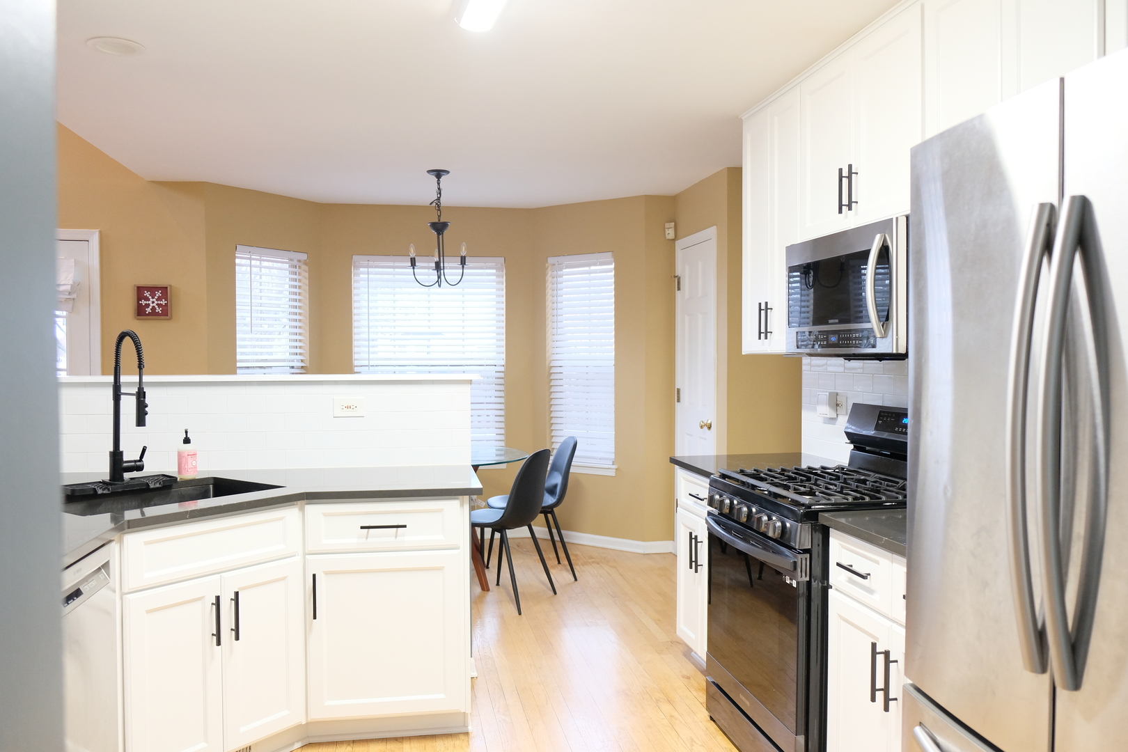 3408 Parliament Lane, Naperville, IL 60564