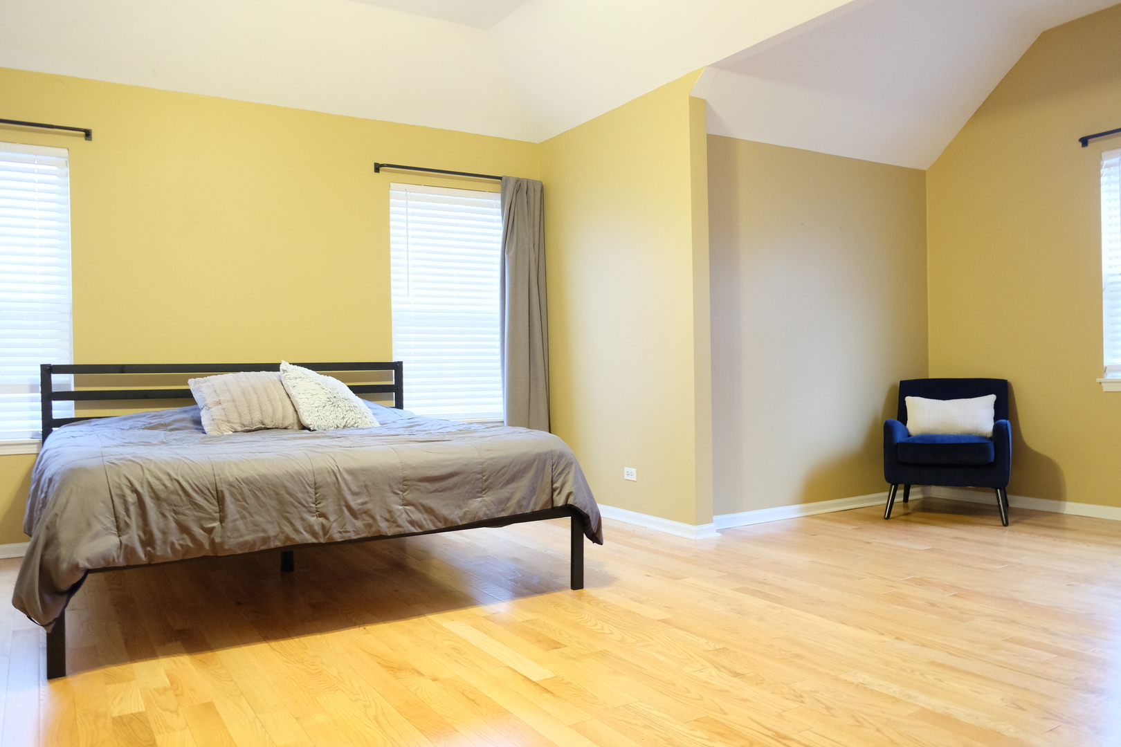 3408 Parliament Lane, Naperville, IL 60564