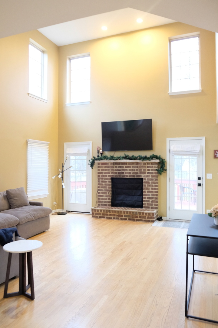 3408 Parliament Lane, Naperville, IL 60564