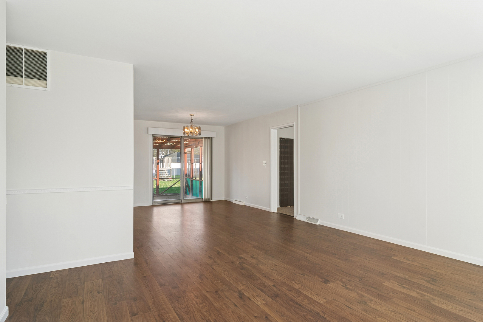 36 Crestview Terrace, Buffalo Grove, IL 60089