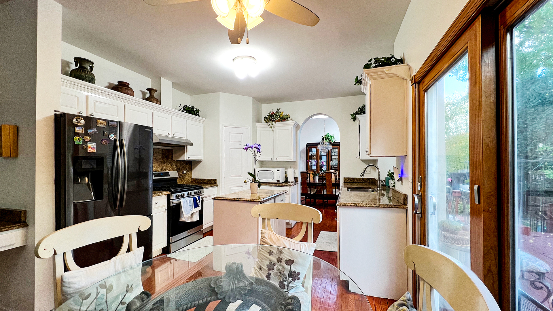 968 Knowles Road, Gurnee, IL 60031