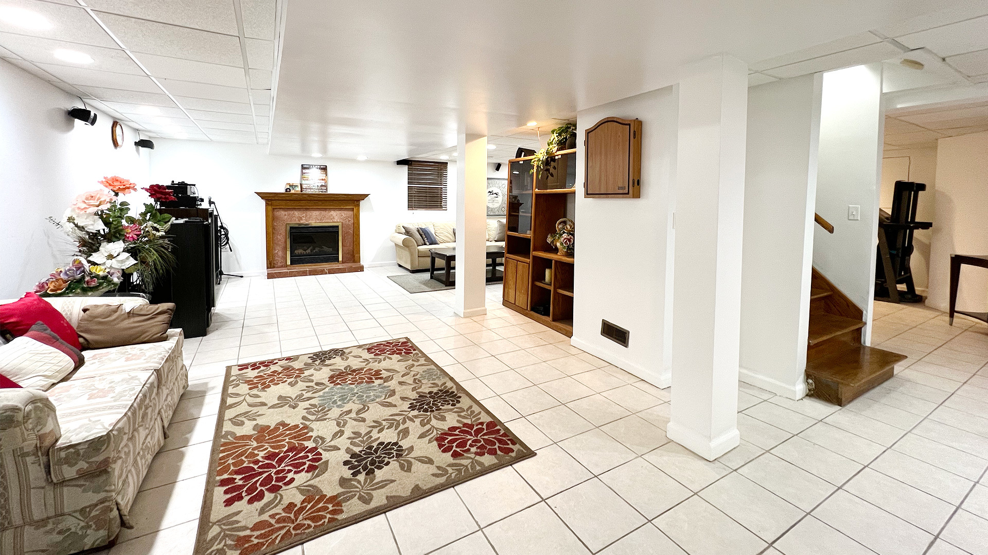 968 Knowles Road, Gurnee, IL 60031