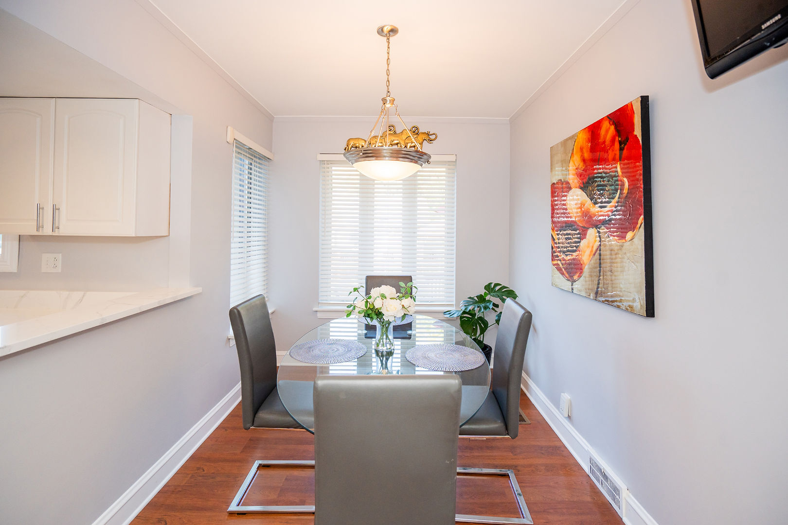 10656 S Oakley Avenue, Chicago, IL 60643