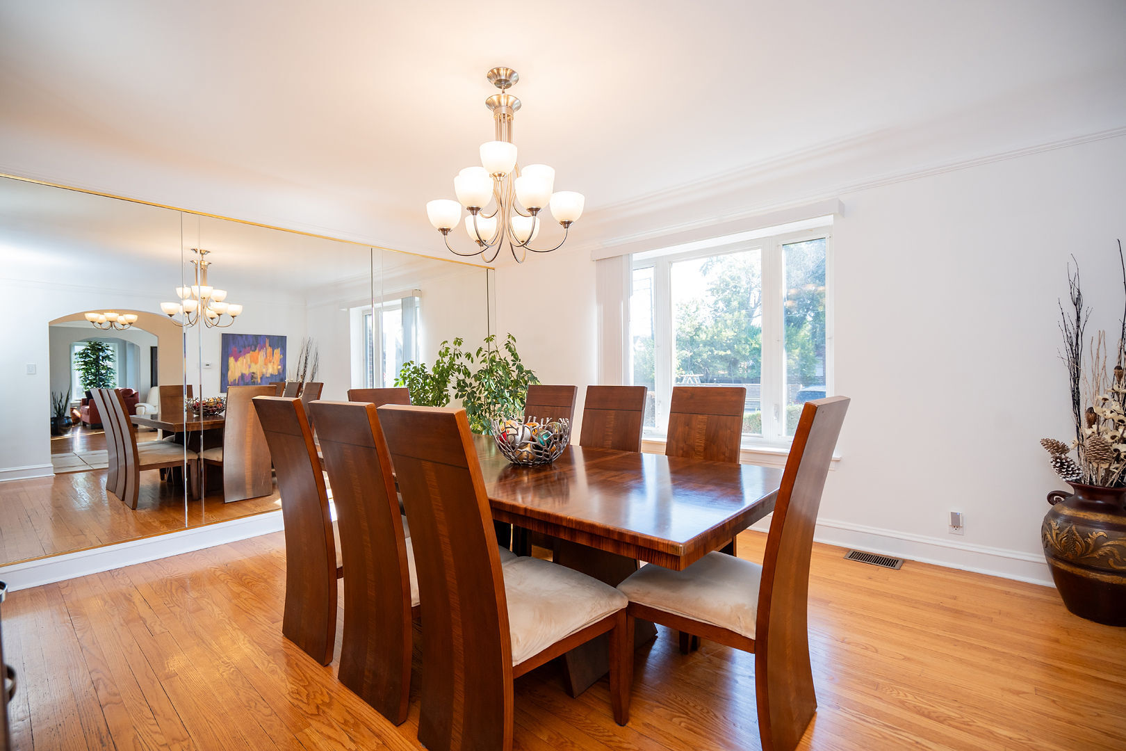 10656 S Oakley Avenue, Chicago, IL 60643