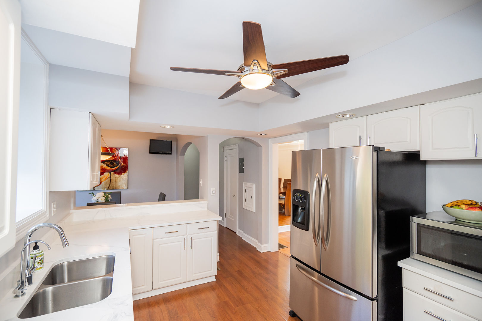 10656 S Oakley Avenue, Chicago, IL 60643