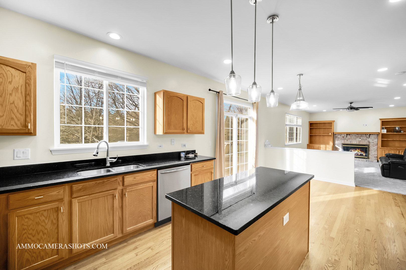 3107 Whitney Road, Aurora, IL 60502