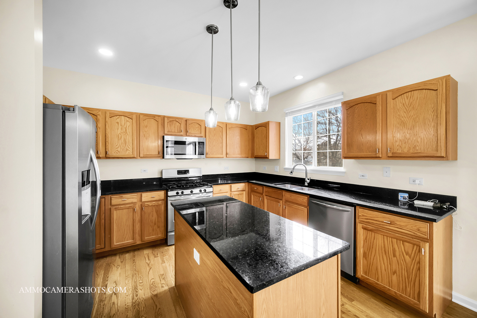 3107 Whitney Road, Aurora, IL 60502