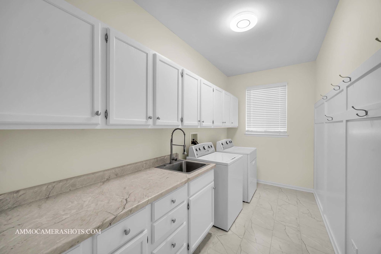 3107 Whitney Road, Aurora, IL 60502