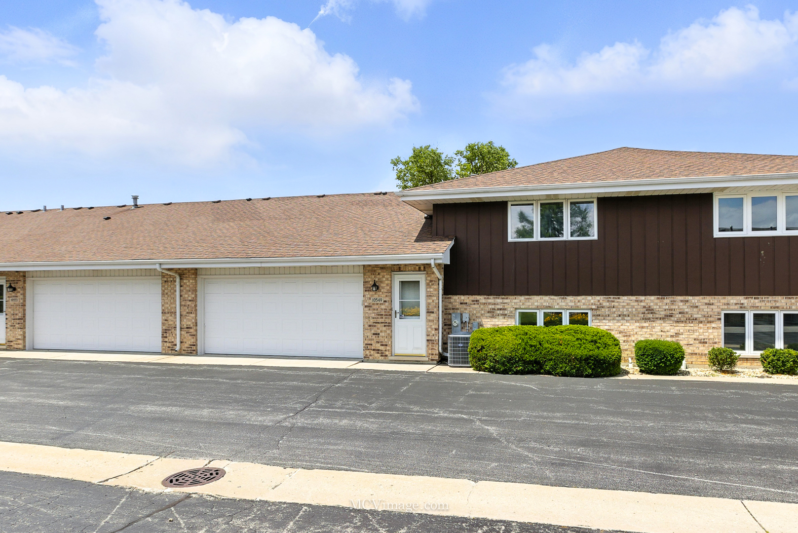 10549 Illinois Court, Orland Park, IL 60467