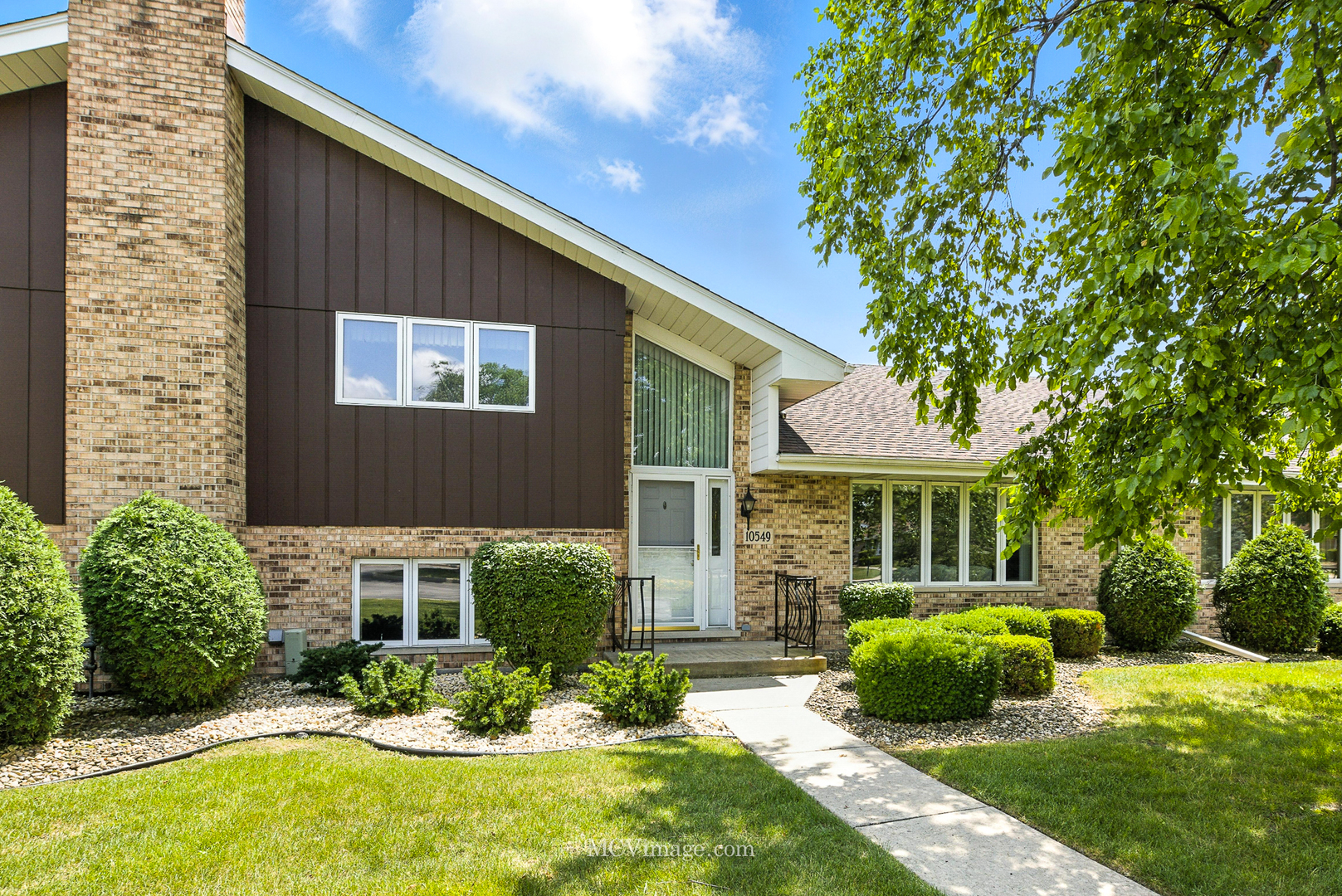 10549 Illinois Court, Orland Park, IL 60467