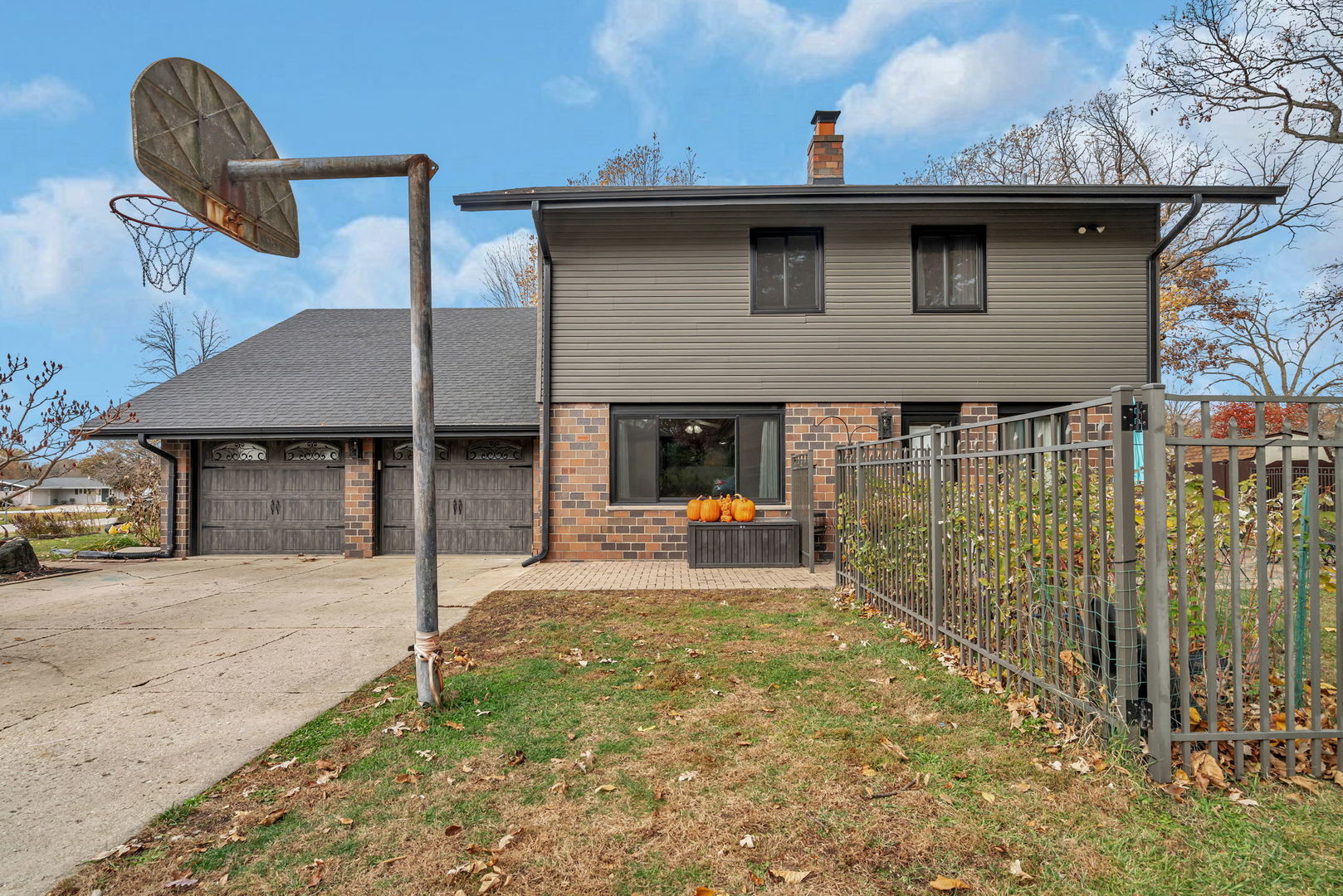 24556 W Lancelot Lane, Shorewood, IL 60404