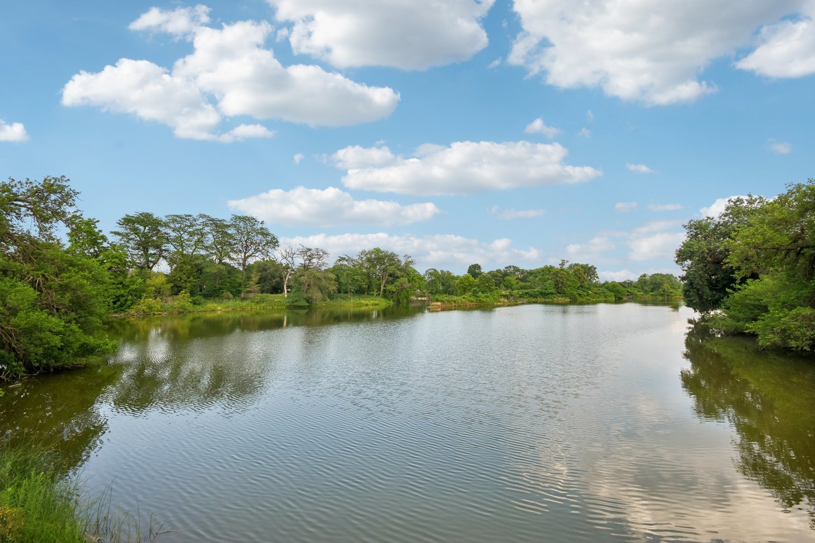 6547 S Langley Avenue, Chicago, IL 60637