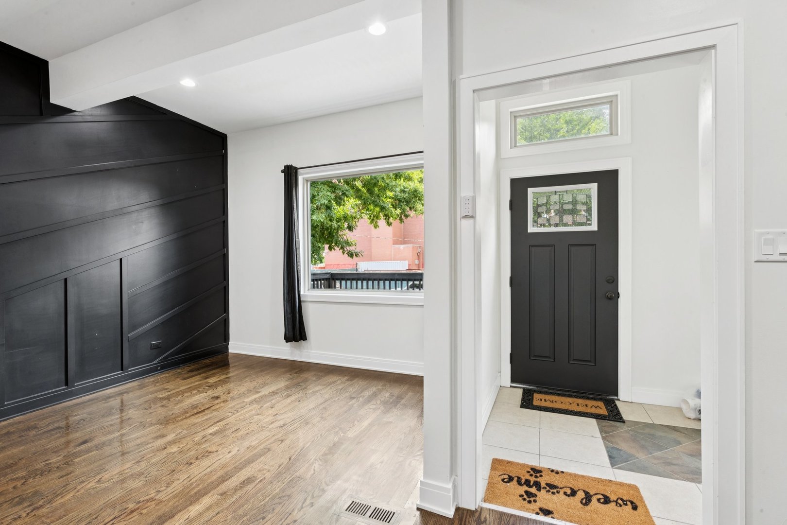 6547 S Langley Avenue, Chicago, IL 60637