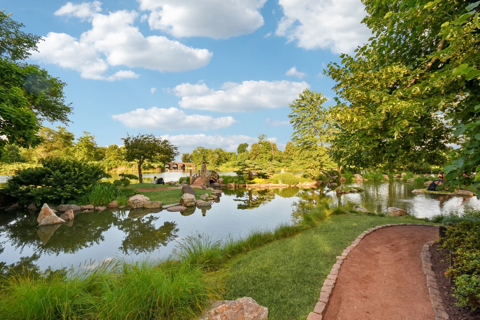 6547 S Langley Avenue, Chicago, IL 60637