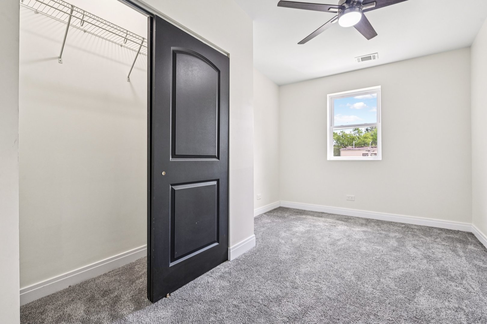 6547 S Langley Avenue, Chicago, IL 60637