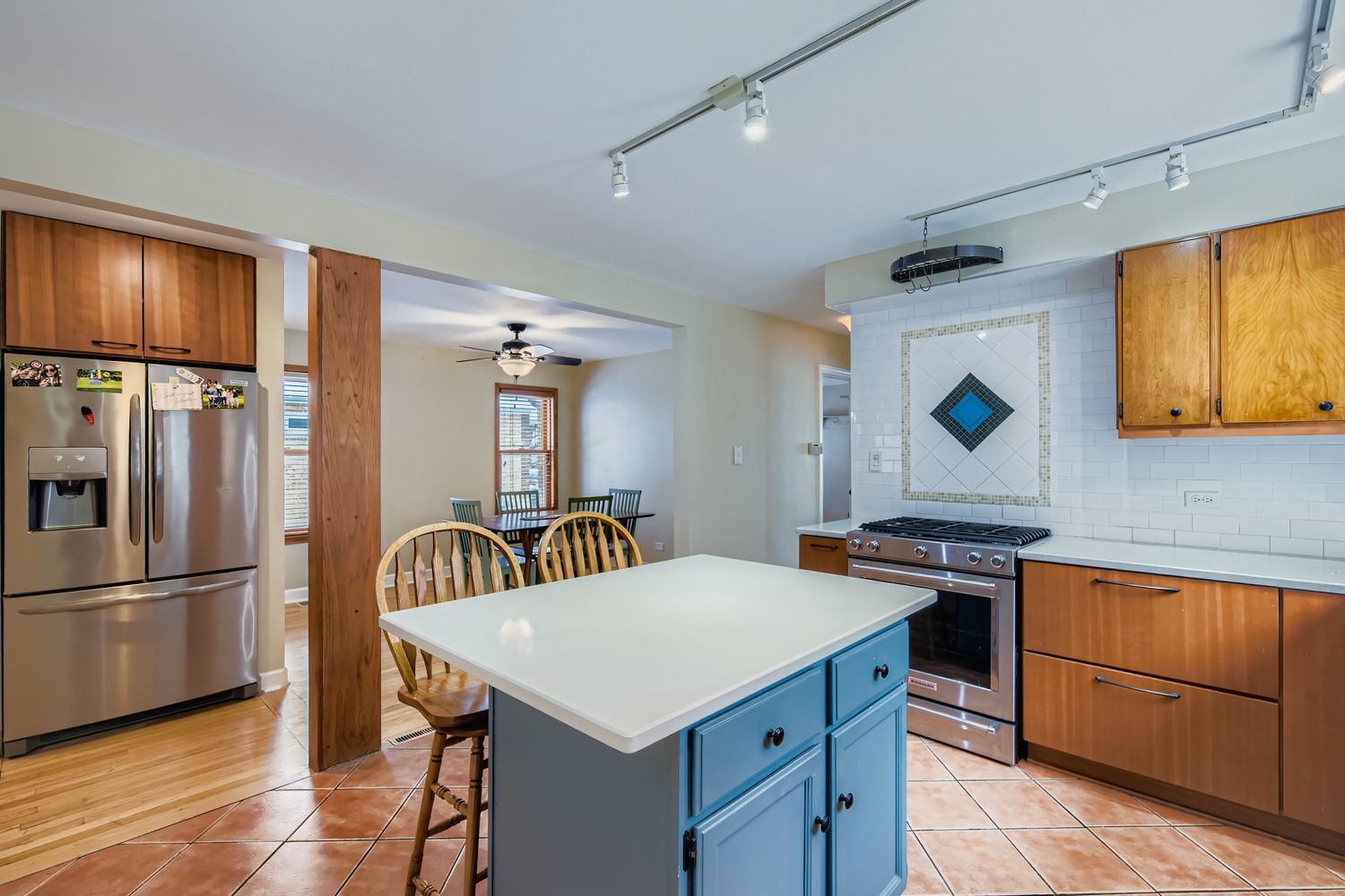 10646 S Saint Louis Avenue, Chicago, IL 60655