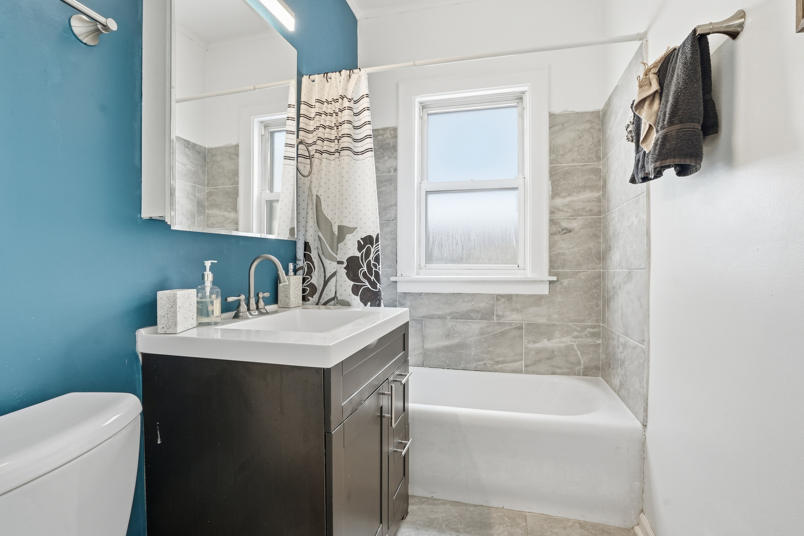 126 Warren Street, Calumet City, IL 60409