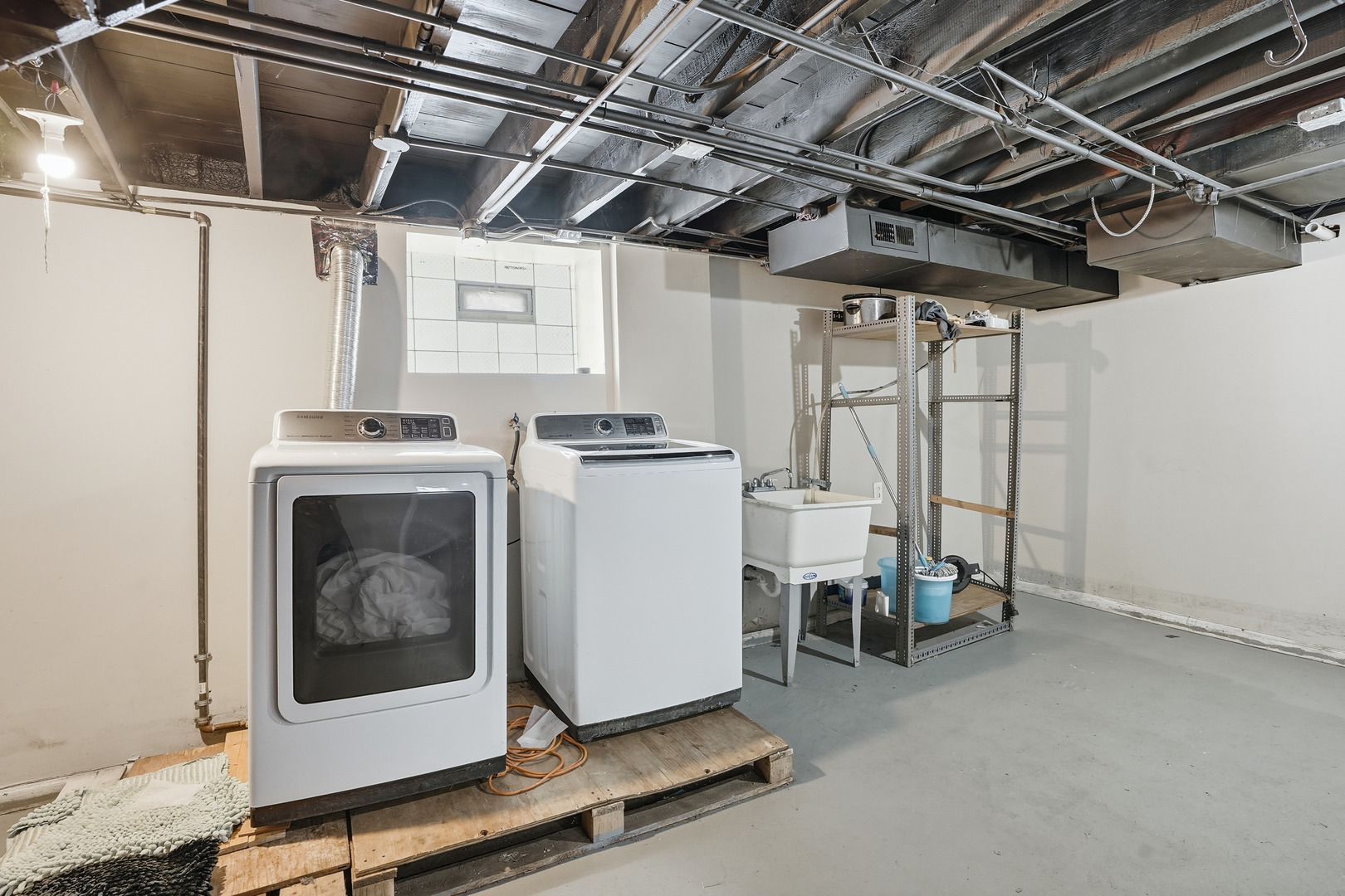 126 Warren Street, Calumet City, IL 60409