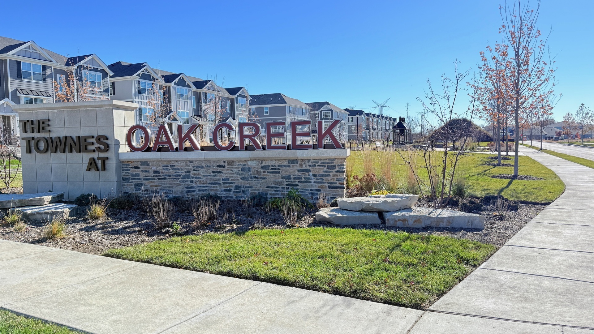 2008 Yellowstone Boulevard #2008, Mundelein, IL 60060