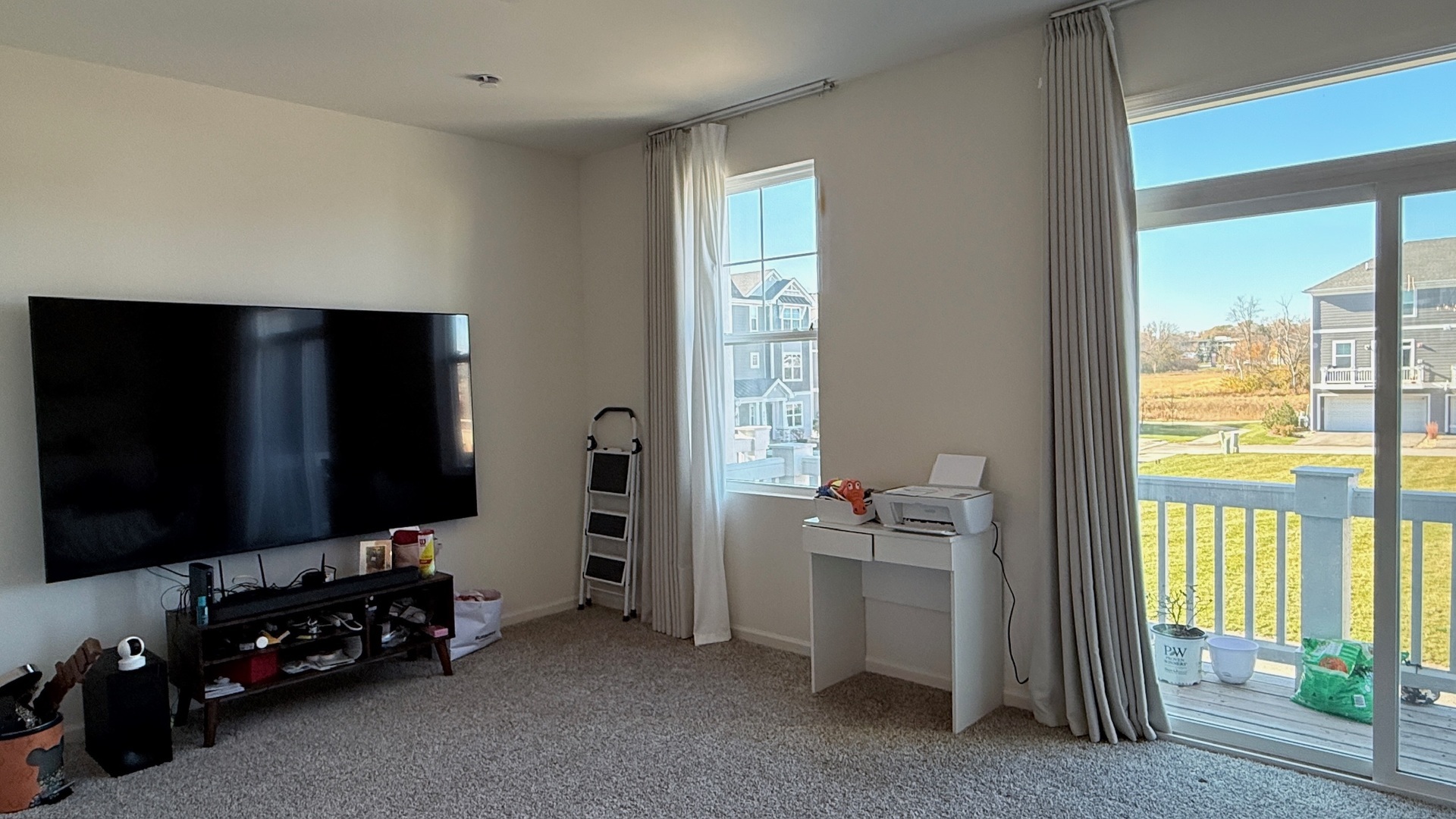 2008 Yellowstone Boulevard #2008, Mundelein, IL 60060