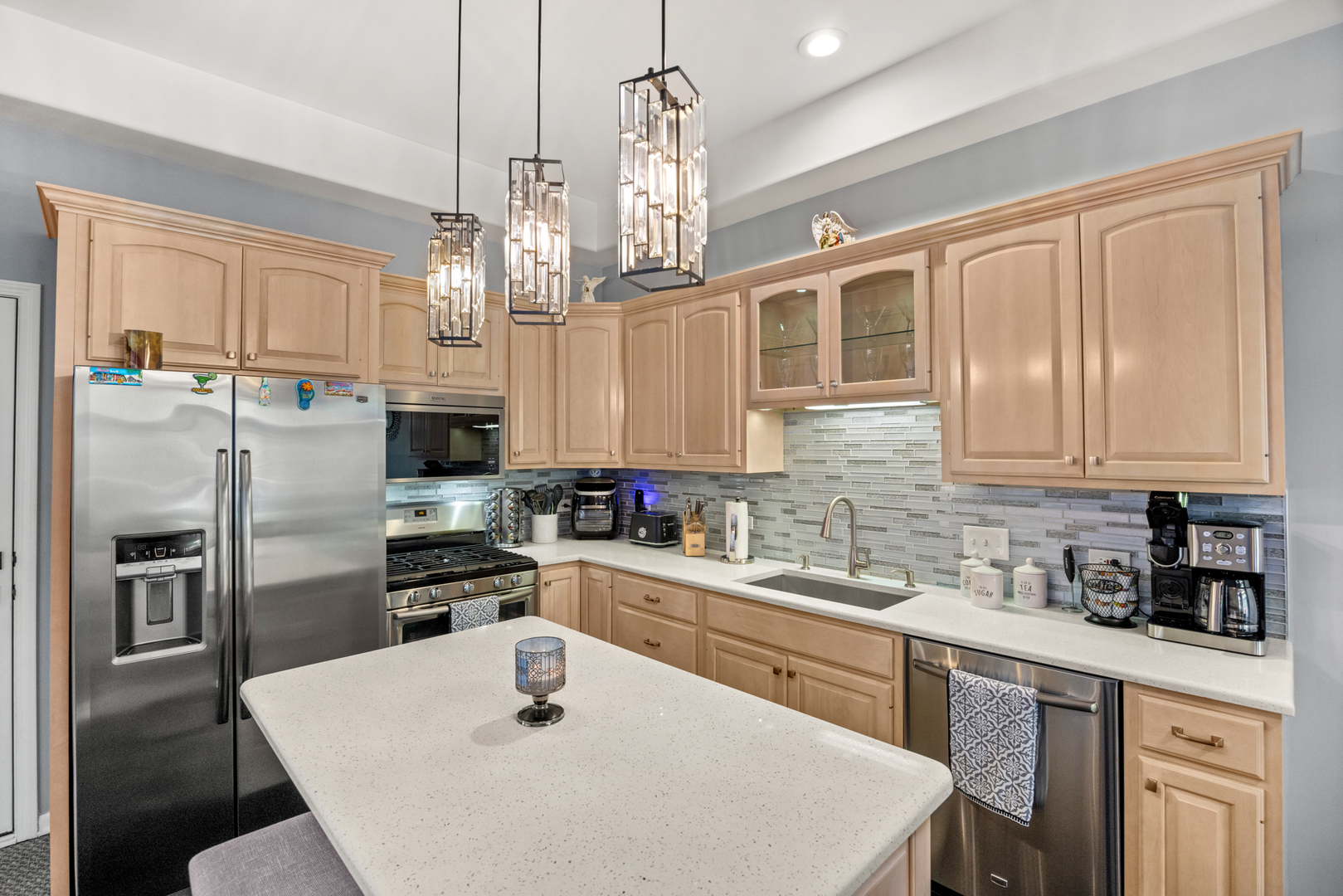 842 N Maple Avenue, Palatine, IL 60067