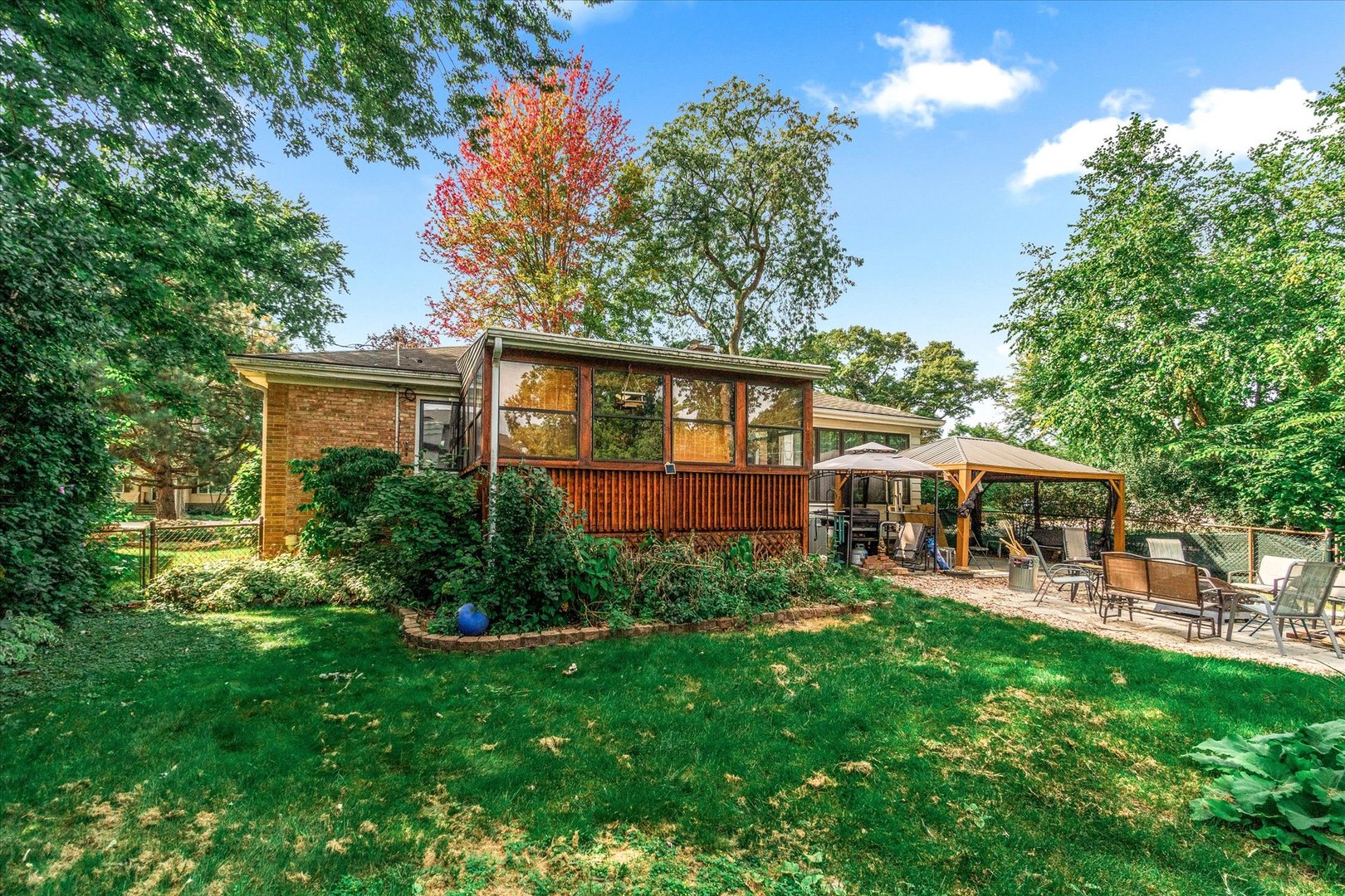 719 N President Street, Wheaton, IL 60187