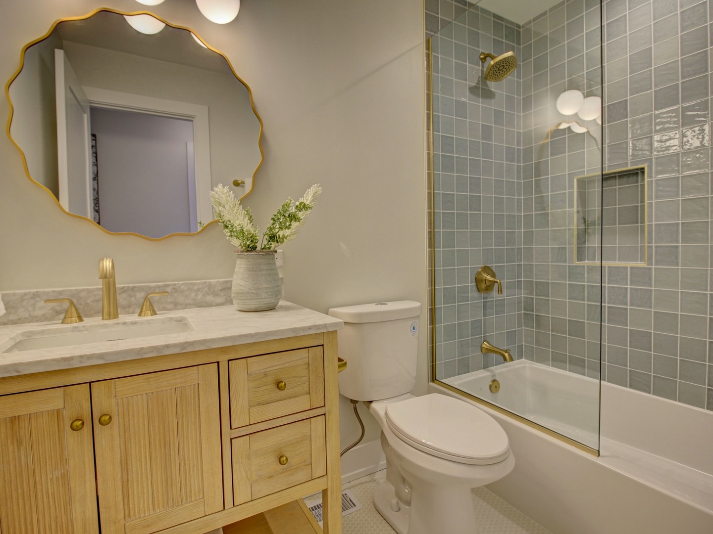 6225 Western Avenue, Willowbrook, IL 60527