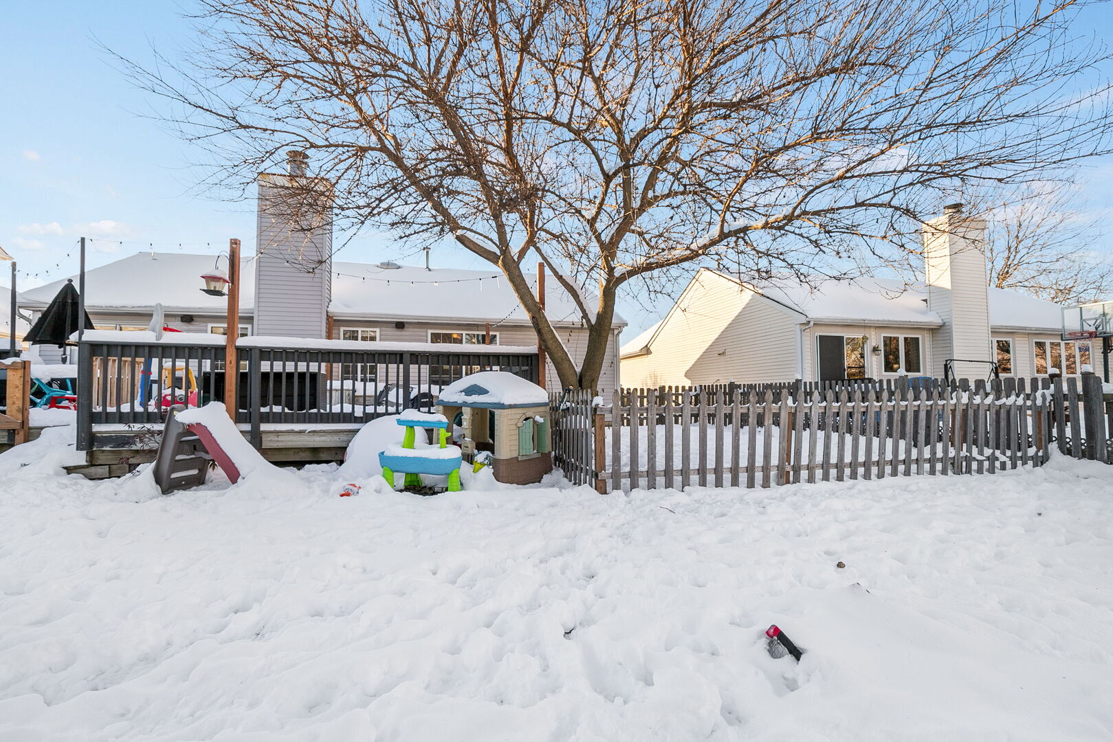 1590 Fairport Drive, Grayslake, IL 60030