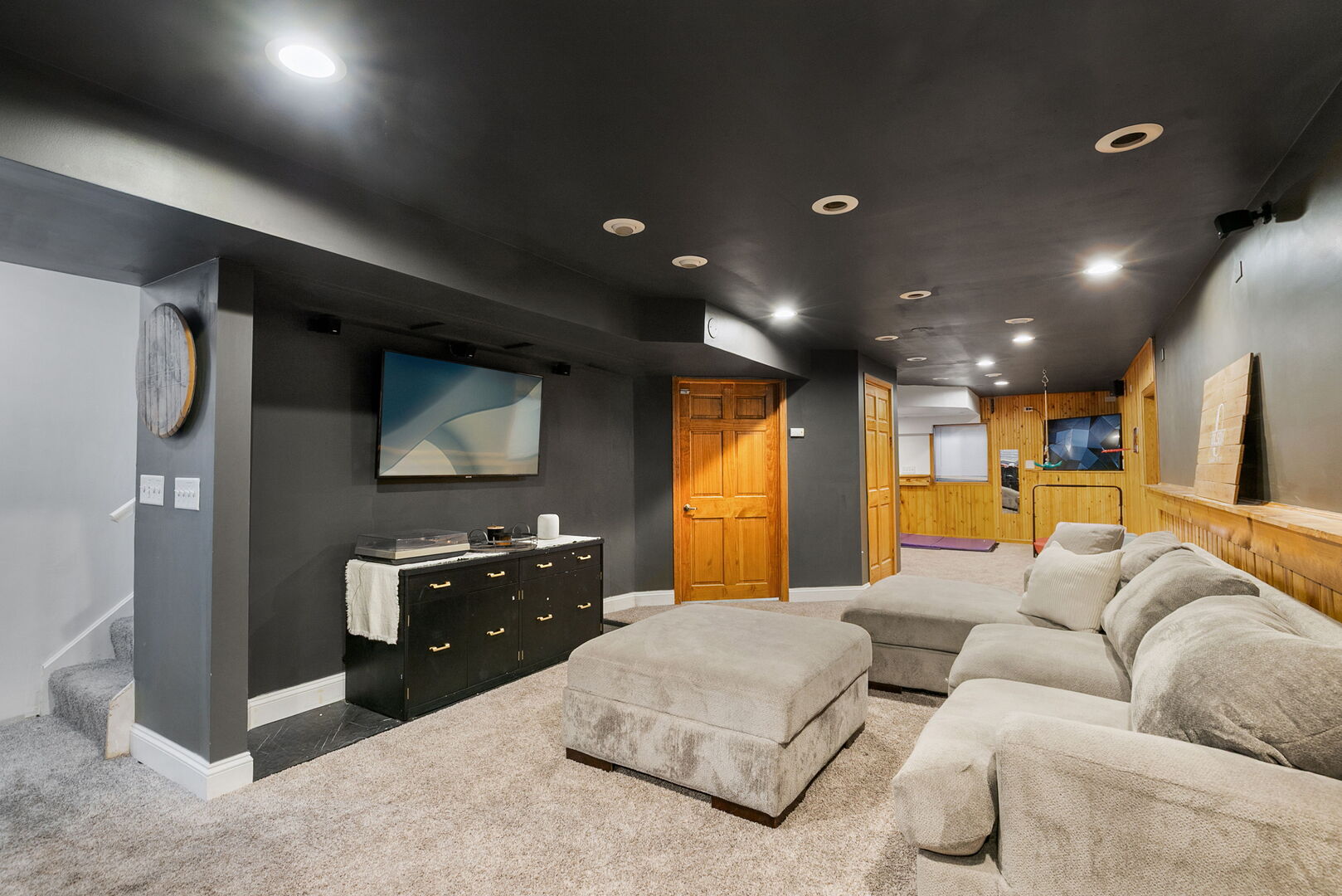 1590 Fairport Drive, Grayslake, IL 60030