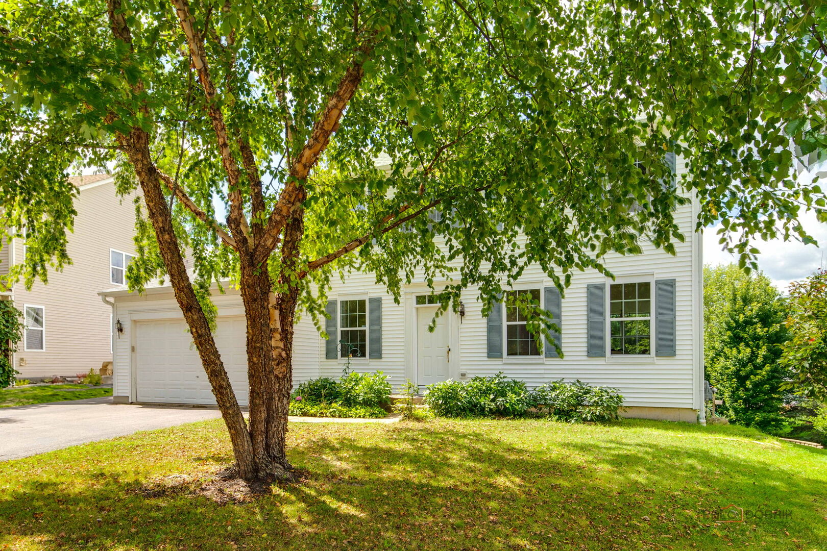 2227 Trailside Lane, Wauconda, IL 60084