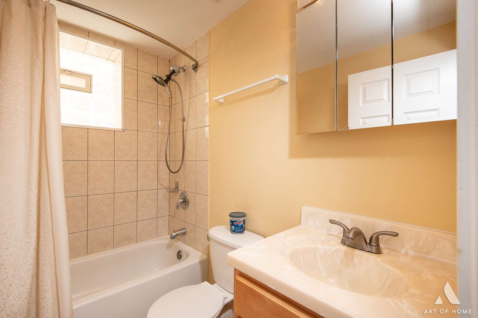 7319 W 58th Place, Summit, IL 60501