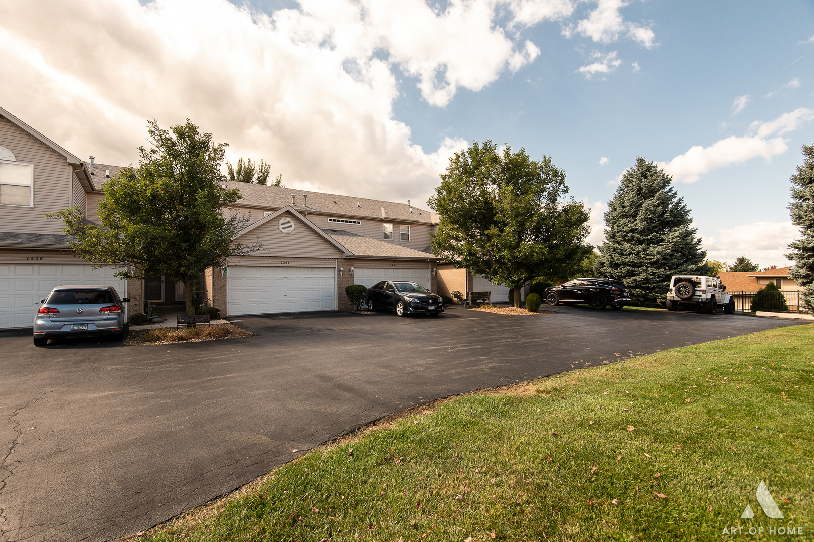 7256 Bradford Court, Justice, IL 60458