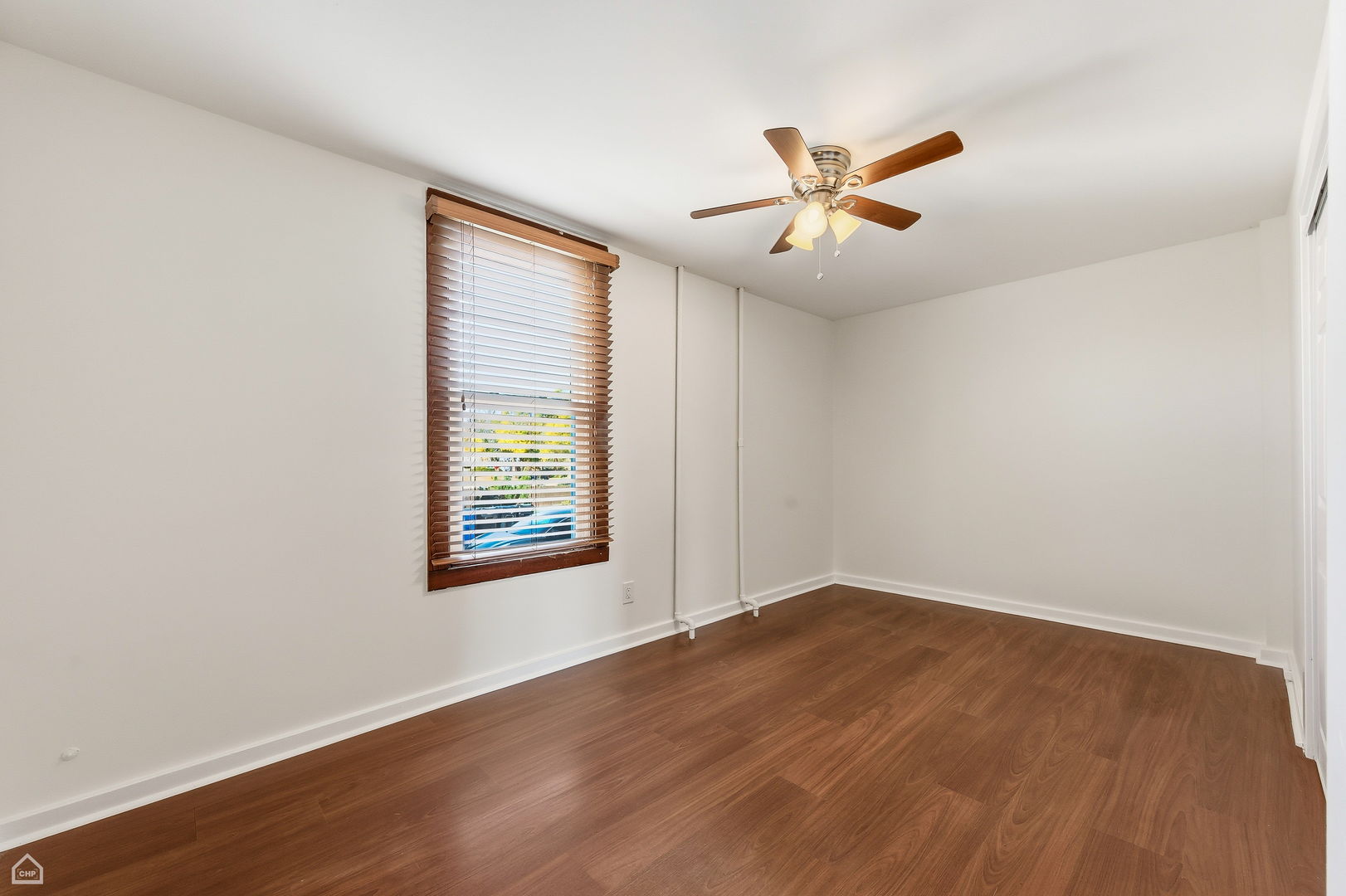 7635 W Foster Avenue #1, Chicago, IL 60656