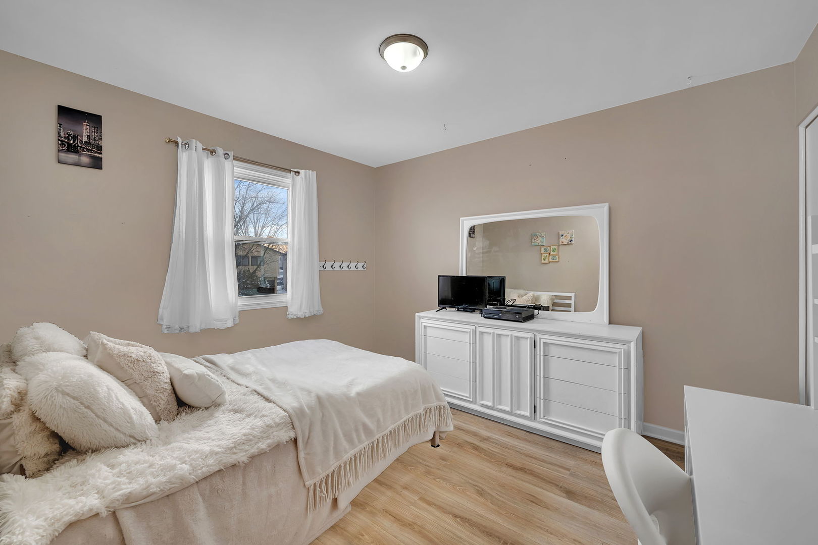 700 Evergreen Court, Romeoville, IL 60446