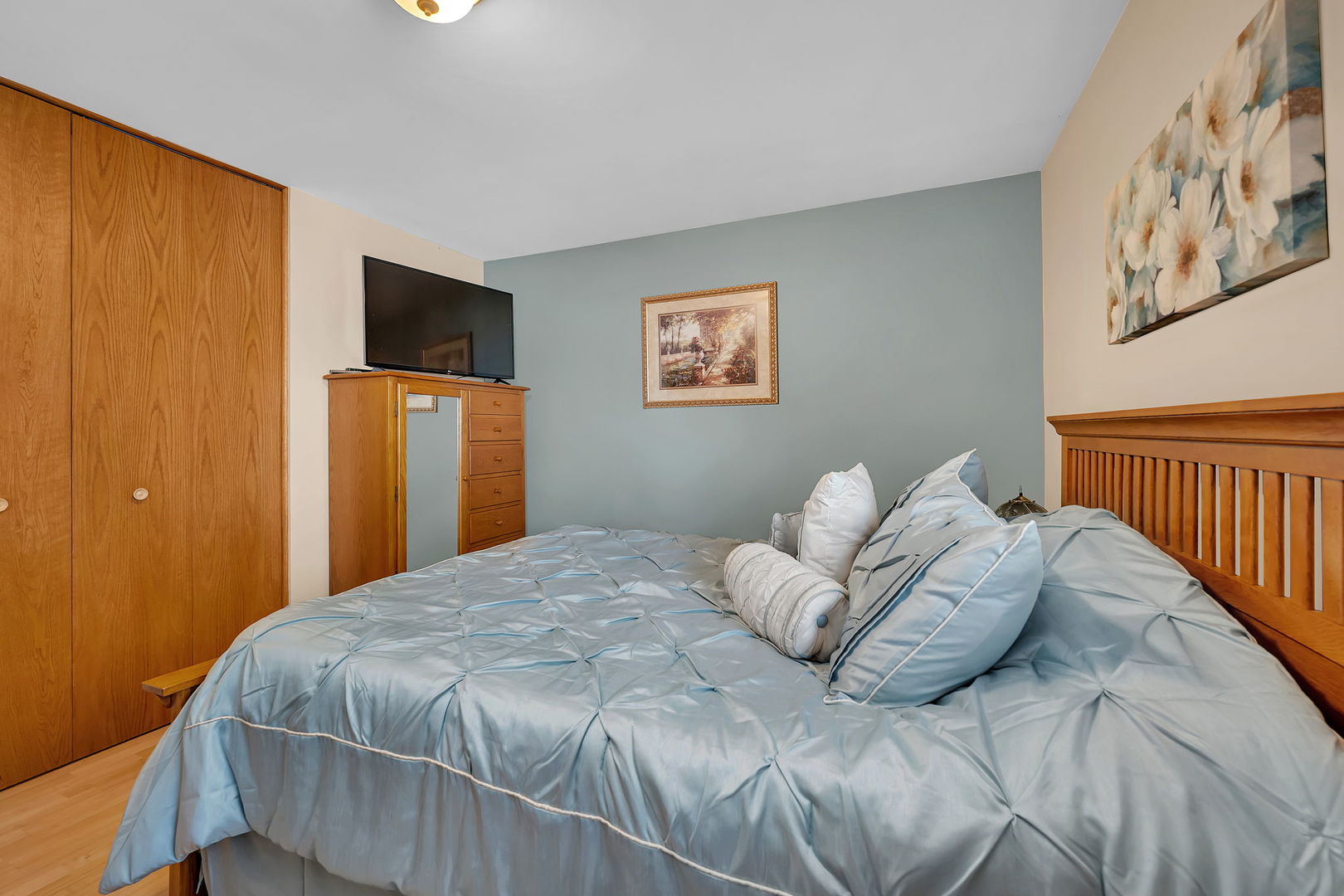 700 Evergreen Court, Romeoville, IL 60446