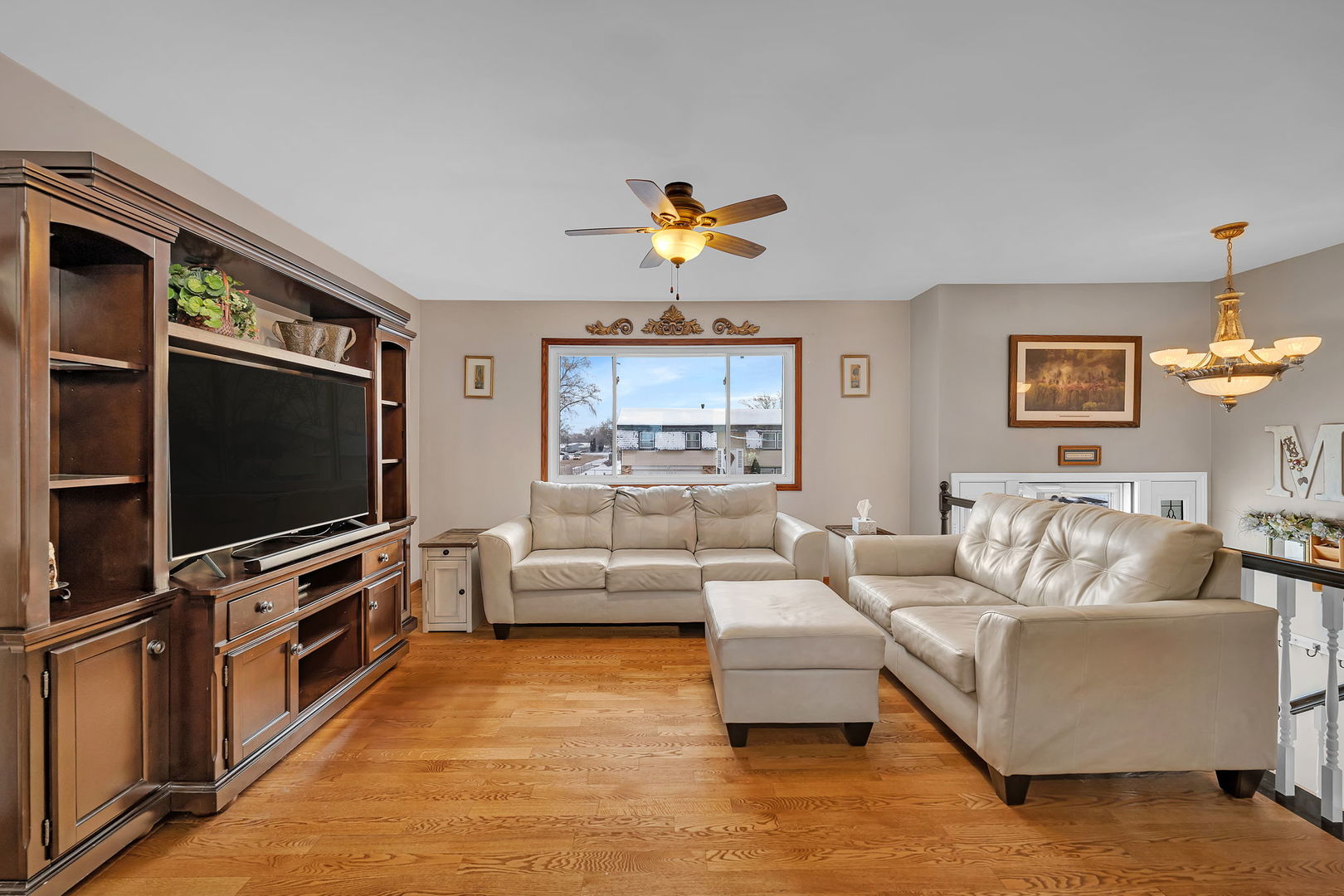 700 Evergreen Court, Romeoville, IL 60446