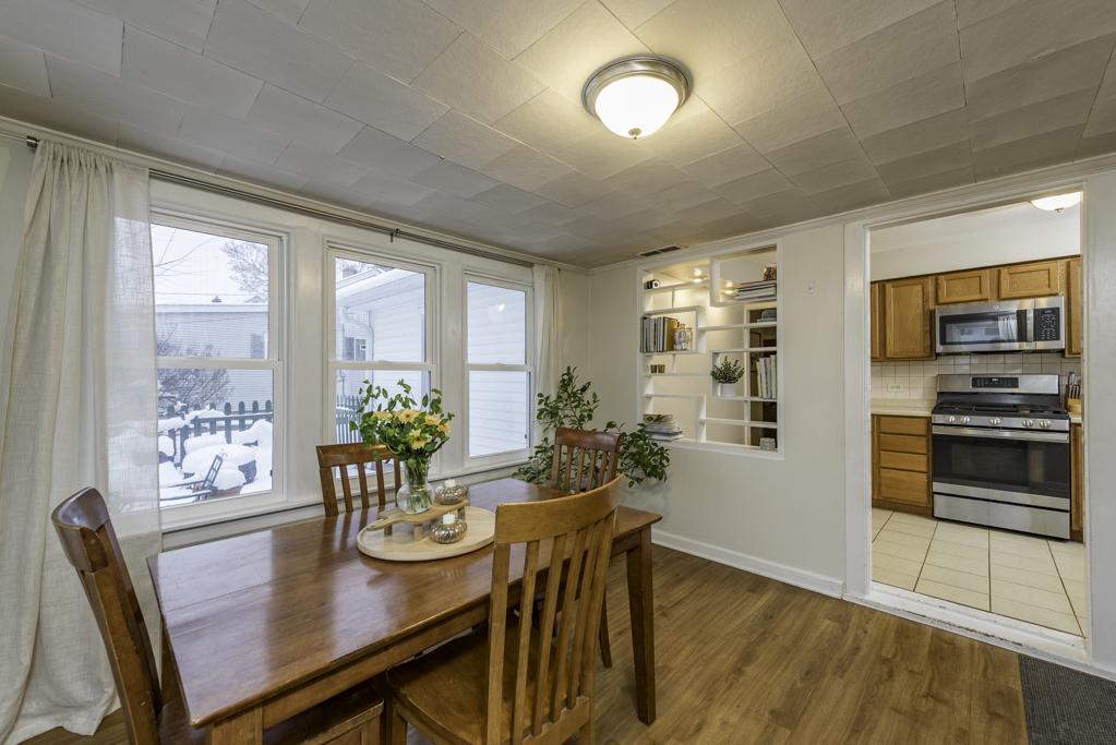 1009 Osmond Avenue, Antioch, IL 60002