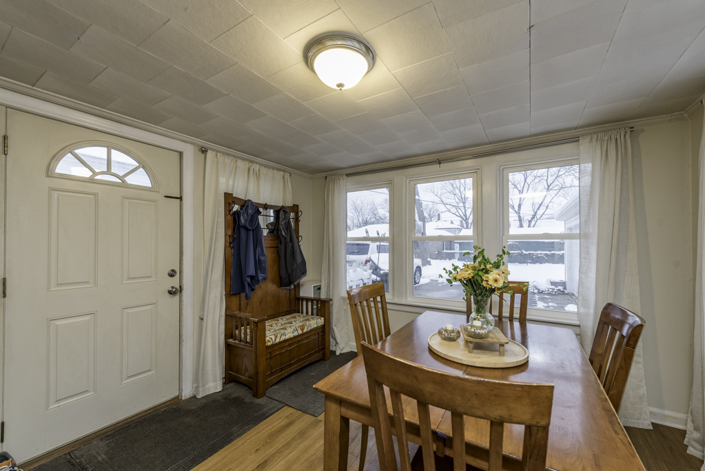 1009 Osmond Avenue, Antioch, IL 60002