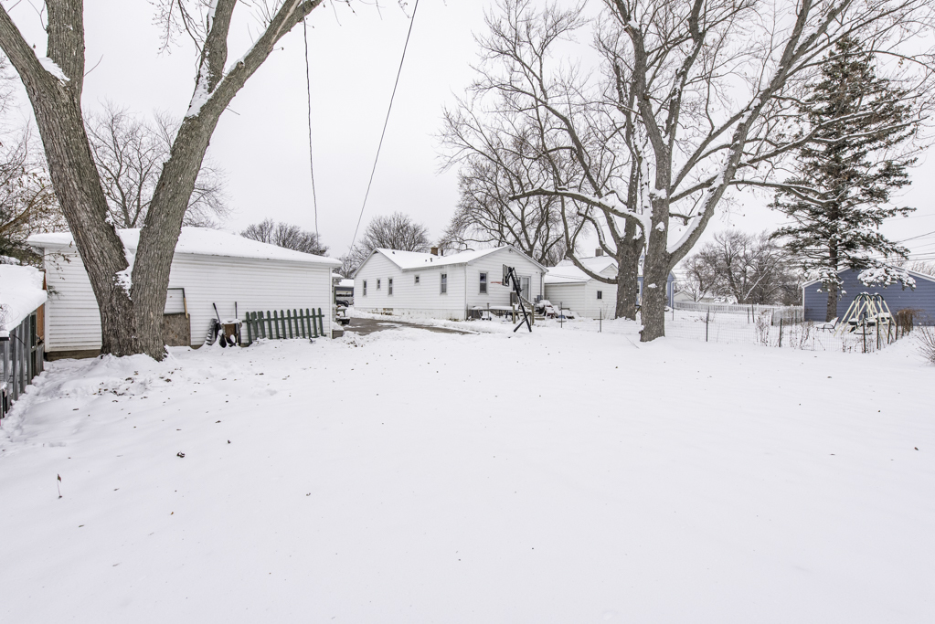 1009 Osmond Avenue, Antioch, IL 60002