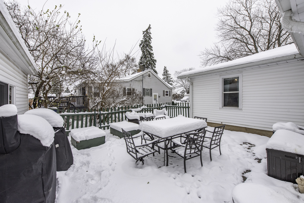 1009 Osmond Avenue, Antioch, IL 60002