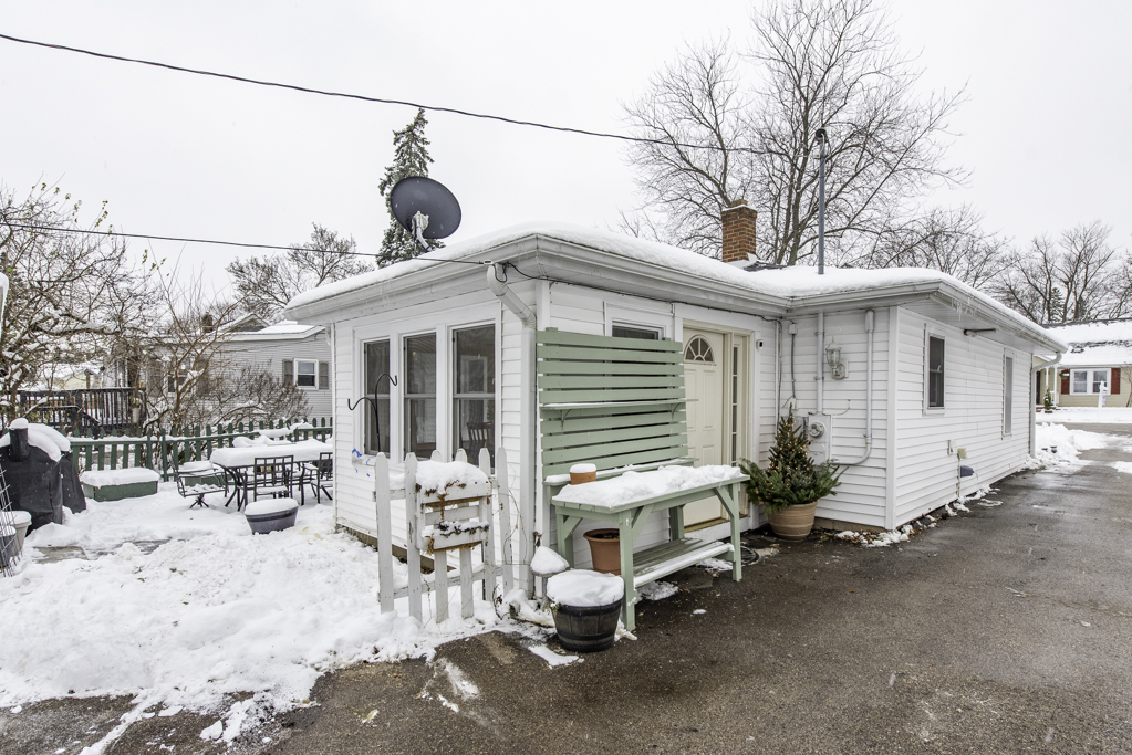 1009 Osmond Avenue, Antioch, IL 60002