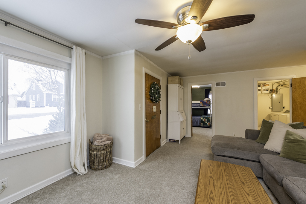 1009 Osmond Avenue, Antioch, IL 60002