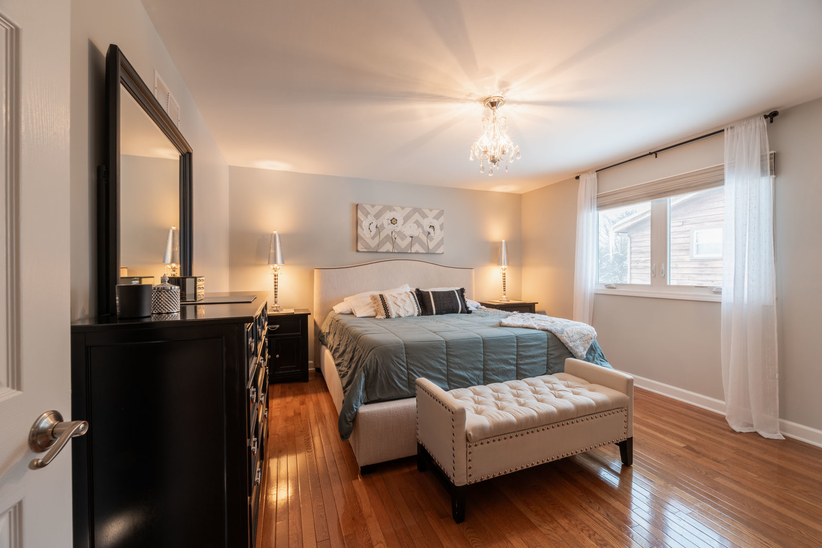 329 Montclare Lane, Wood Dale, IL 60191