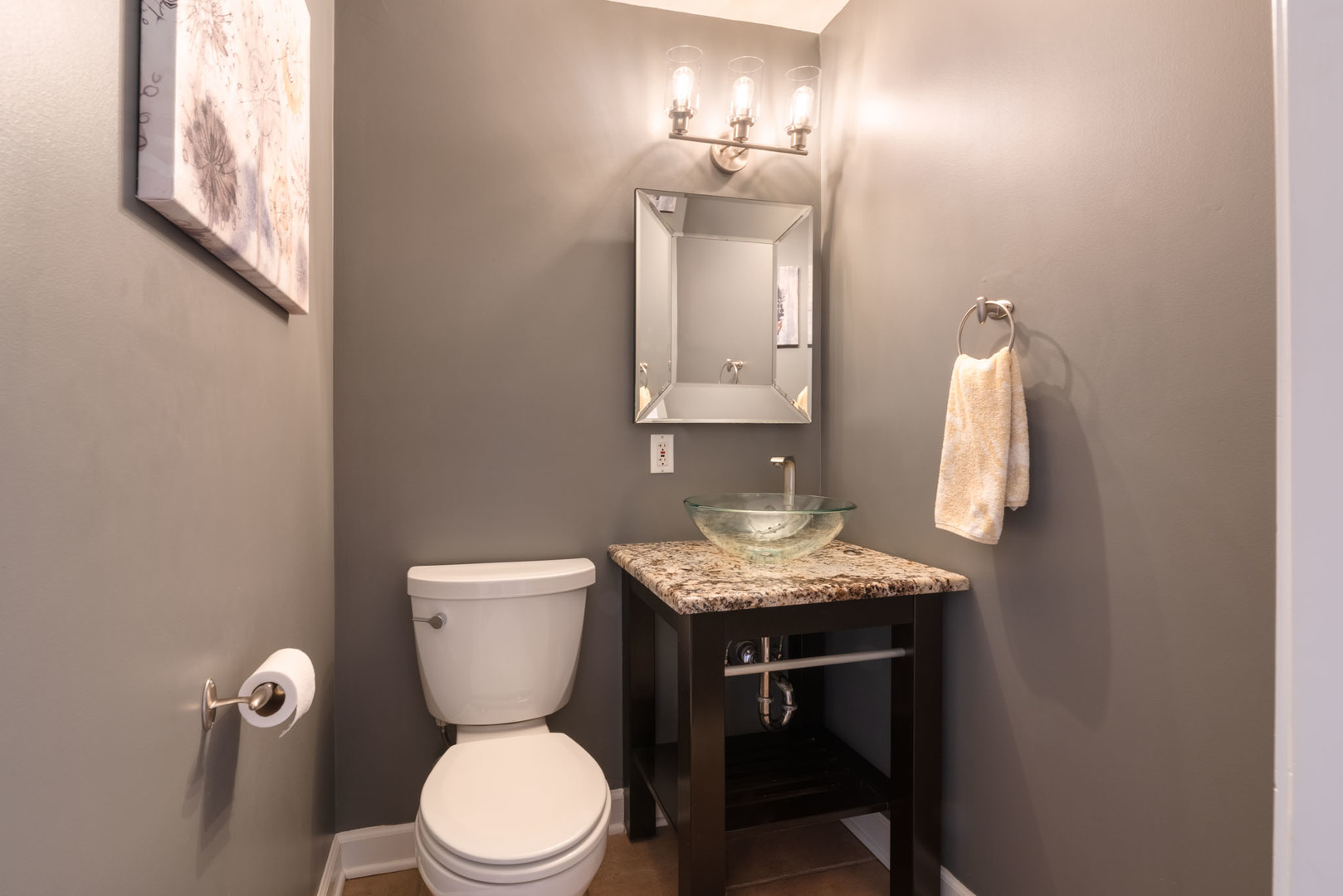 329 Montclare Lane, Wood Dale, IL 60191