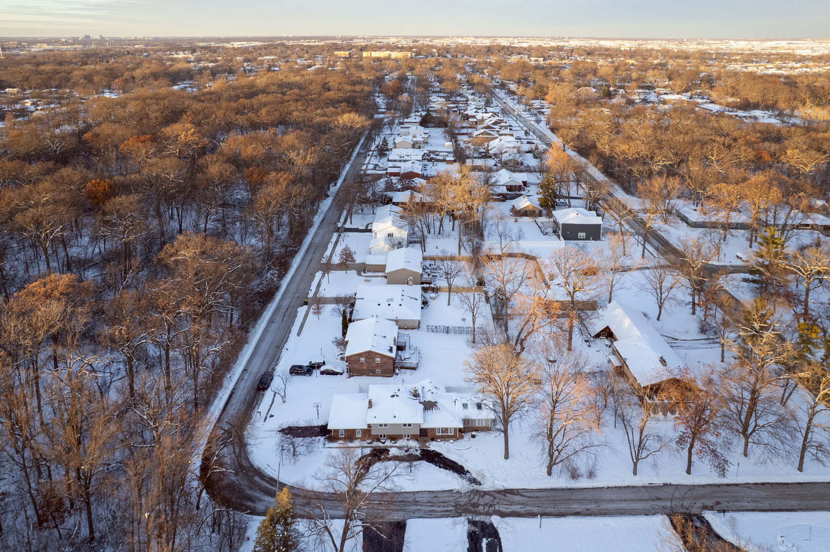 329 Montclare Lane, Wood Dale, IL 60191