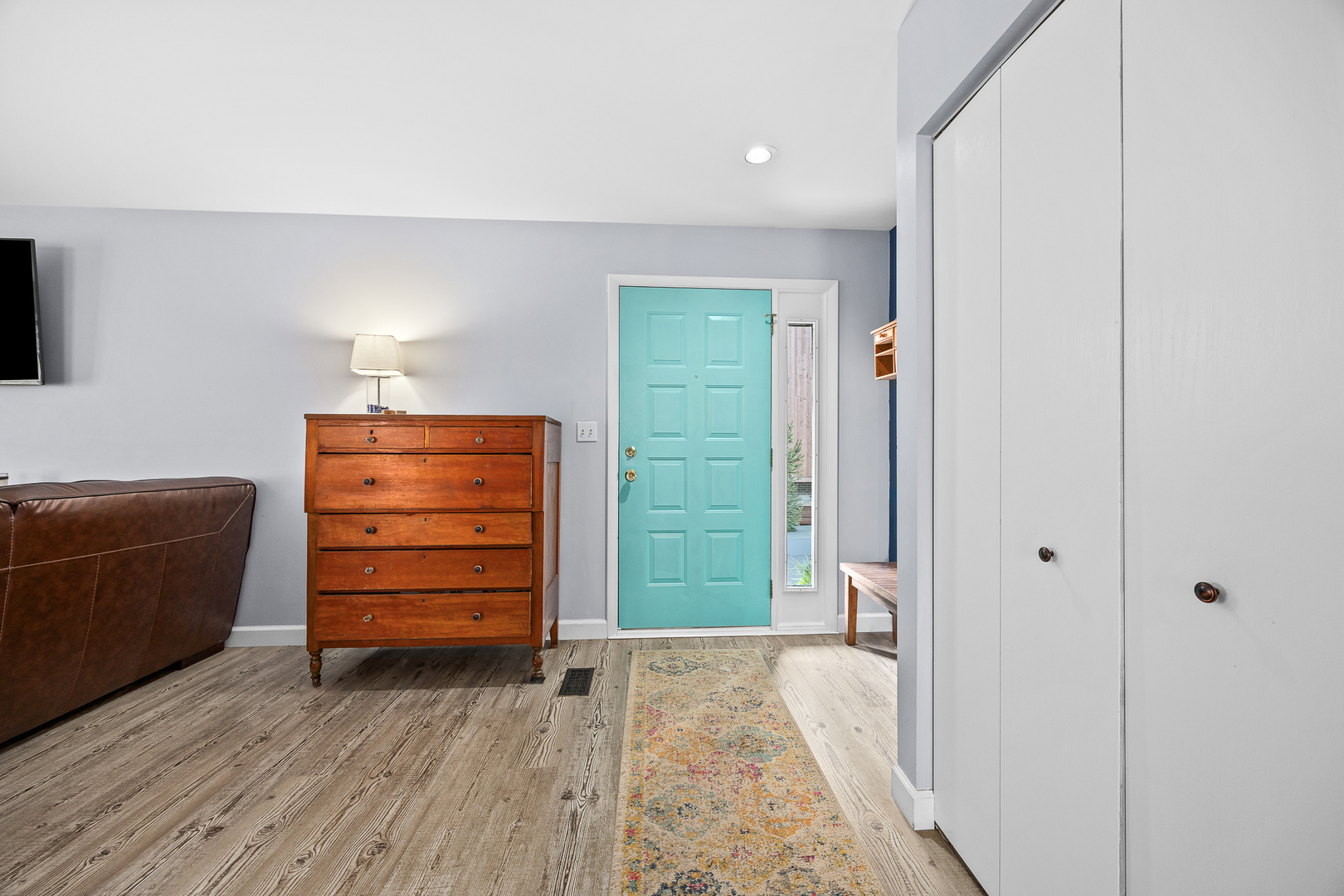 4940 Cornell Avenue, Downers Grove, IL 60515