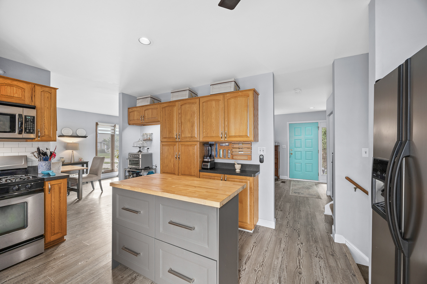 4940 Cornell Avenue, Downers Grove, IL 60515