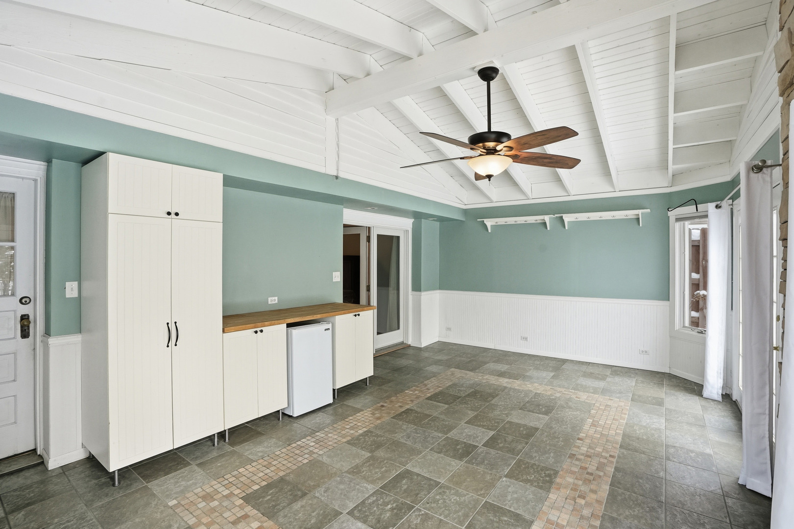 2451 Hawthorne Road, Homewood, IL 60430