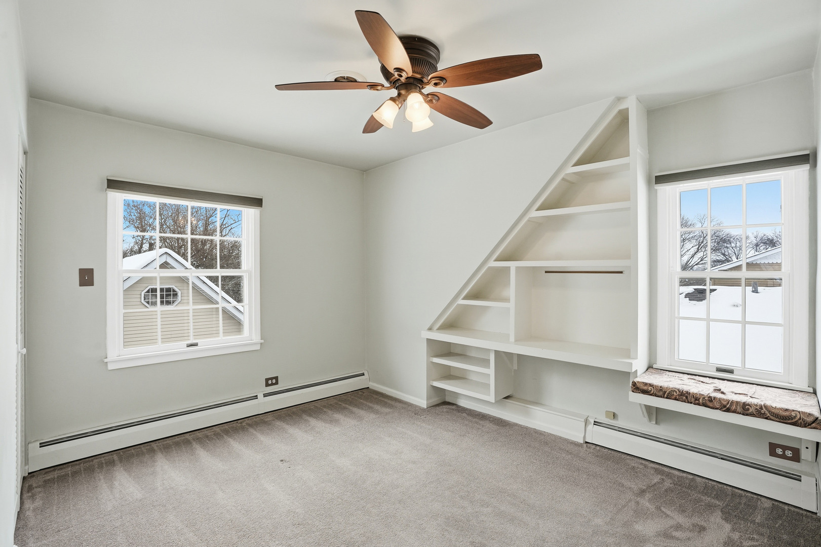 2451 Hawthorne Road, Homewood, IL 60430